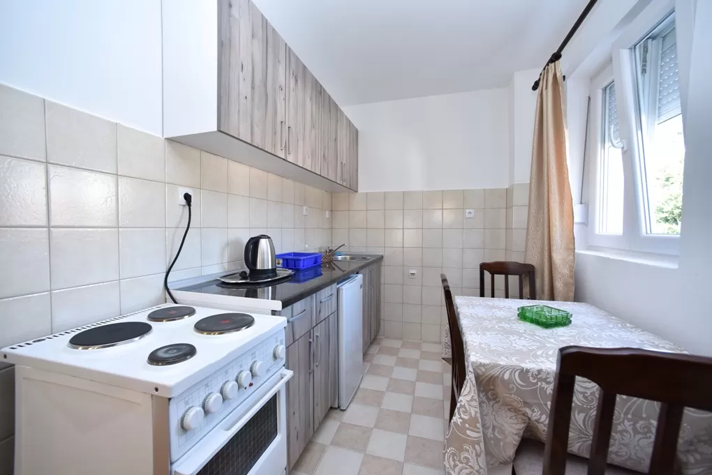 Teodora Studio 02_02.jpg